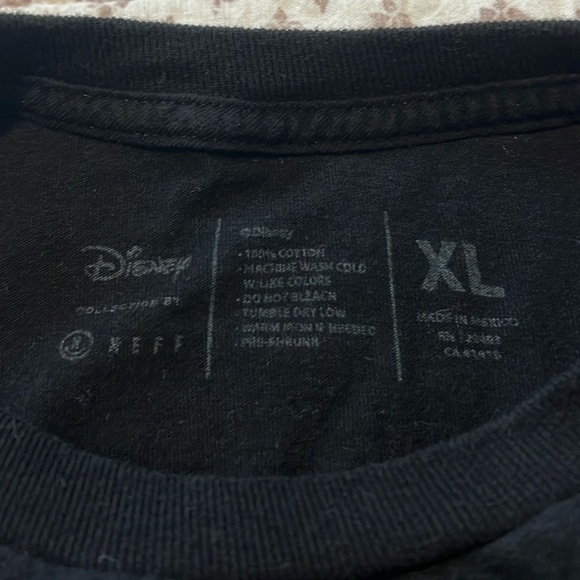 Neff x Mickey Mouse Peek Pocket Disney Collab Black T-Shirt Size XL - Picture 8 of 8